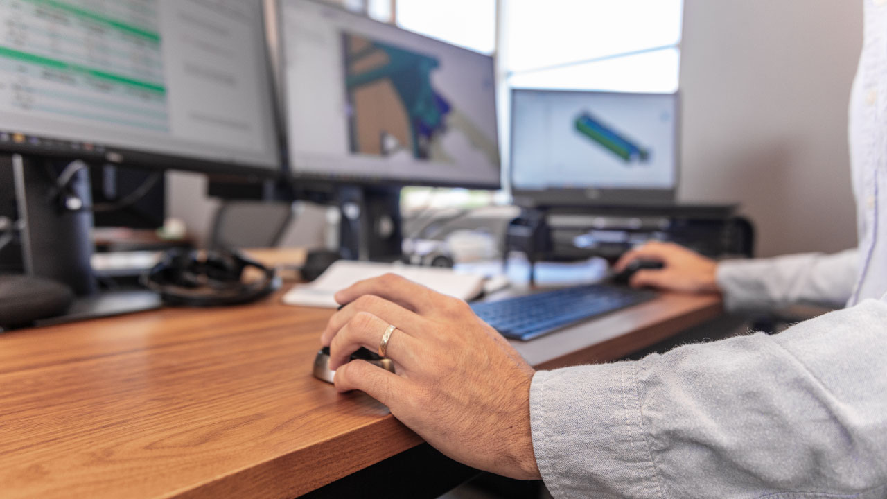 Engineer working with a 3D mouse